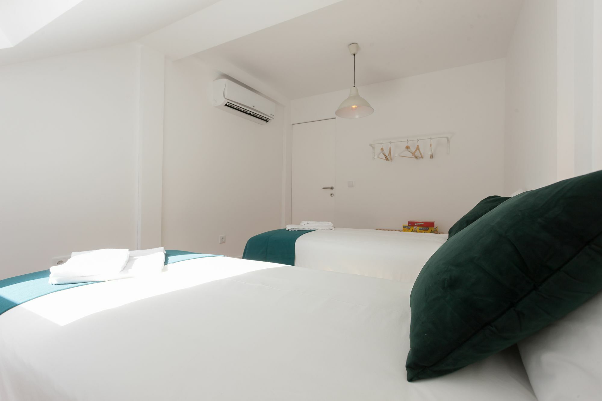 Santa Justa Apartments, Downtown Center