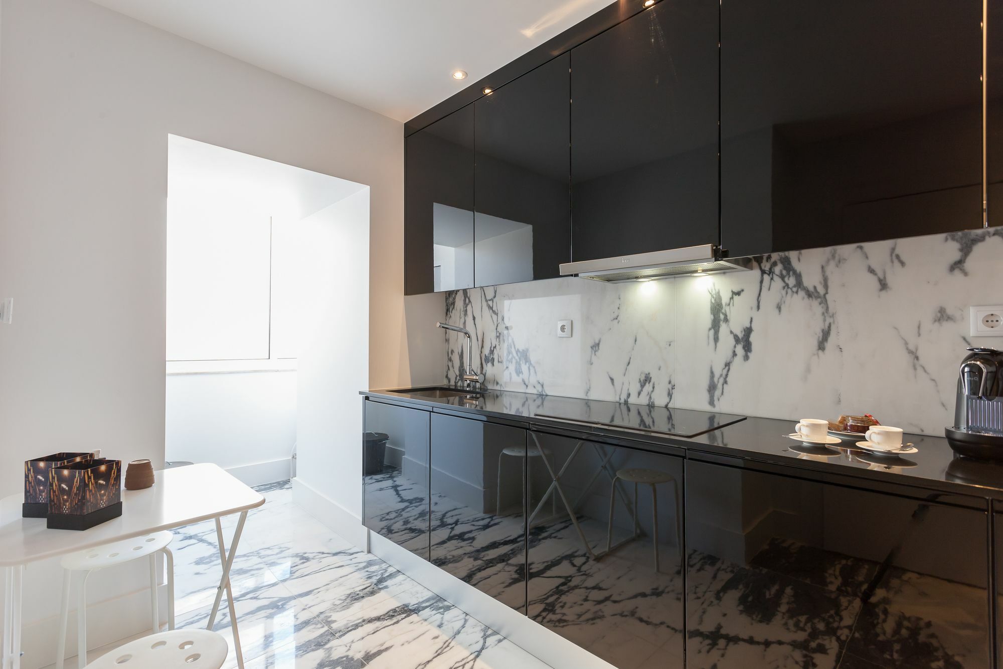 Santa Justa Apartments, Downtown Center